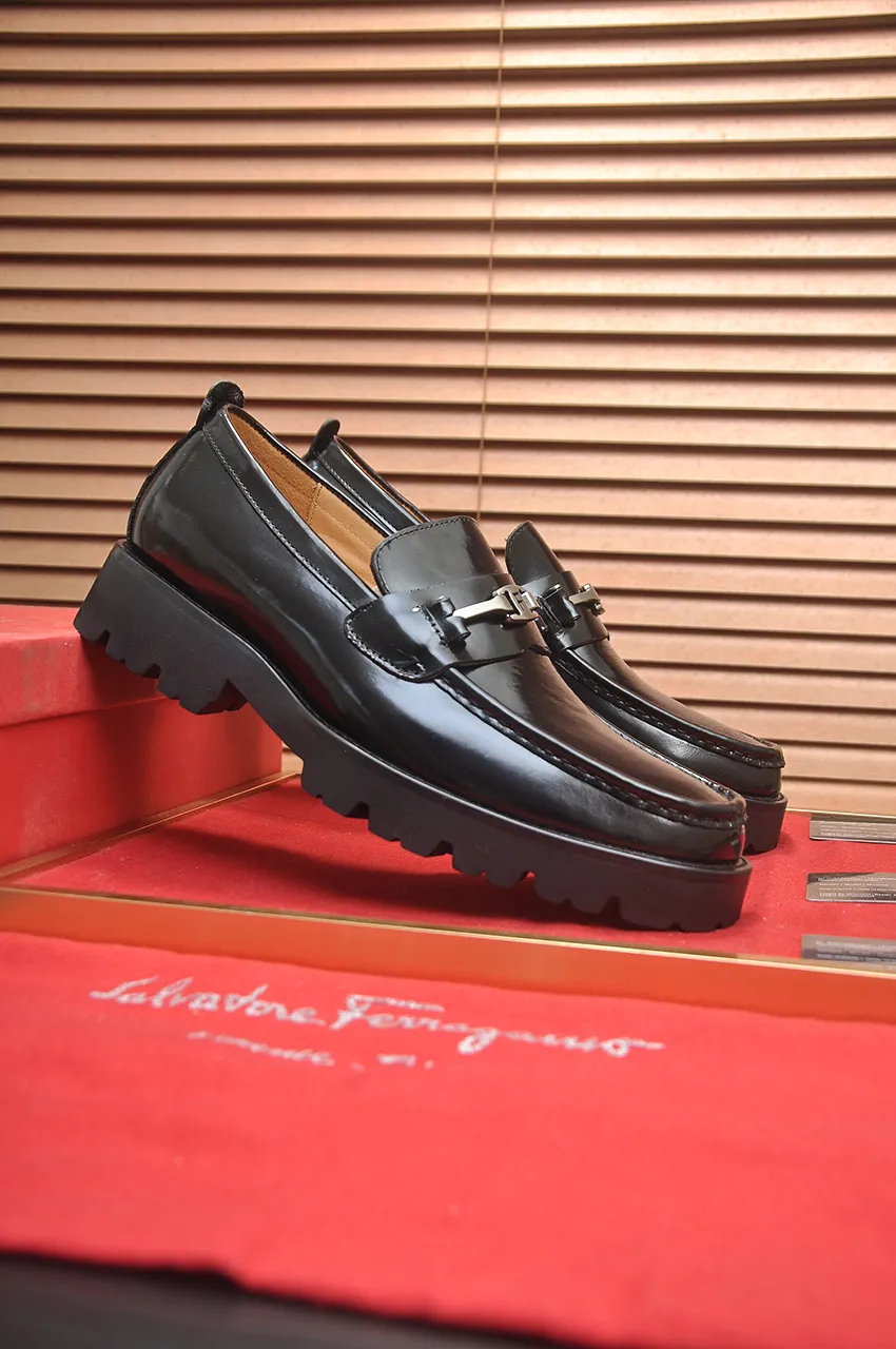 Men's shoes 💰500💶[Ferragamo/Ferragamo] The latest model in the counter. Original imported high-quality cowhide with open edges + imported 🐂 water-dyed cowhide lining + original luxury metal buckle + original combined outsole. Comparison without pressure 38--45 (45 is custom-made and cannot be returned or exchanged)